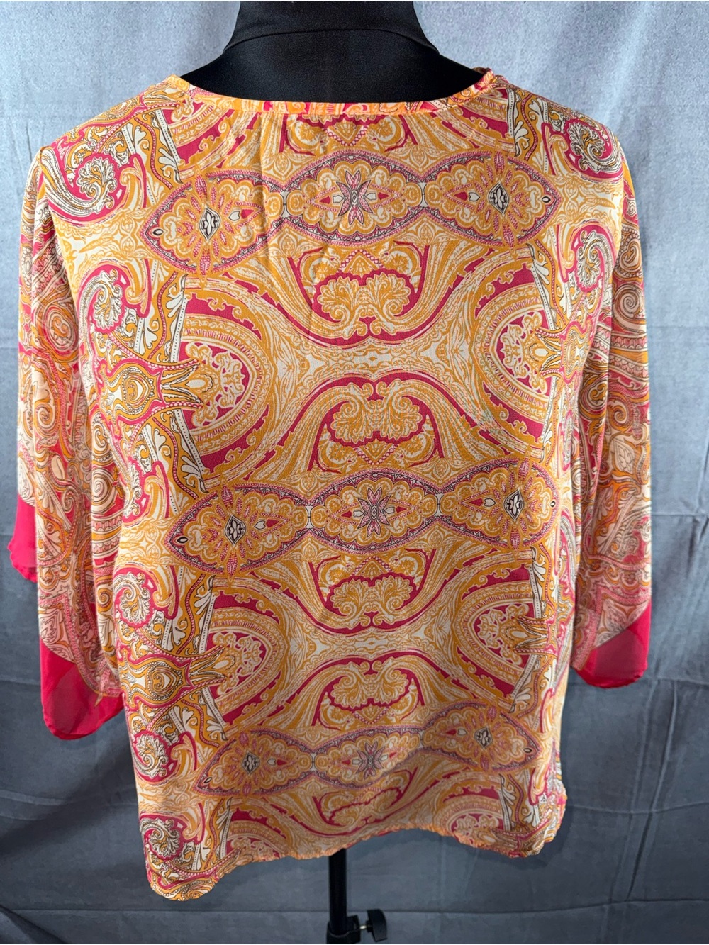 2754-Dress Barn Pink and Gold Paisley Tunic Blouse